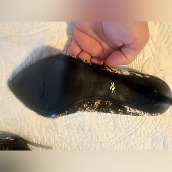 Kenneth Cole Heels - Picture 4 of 6